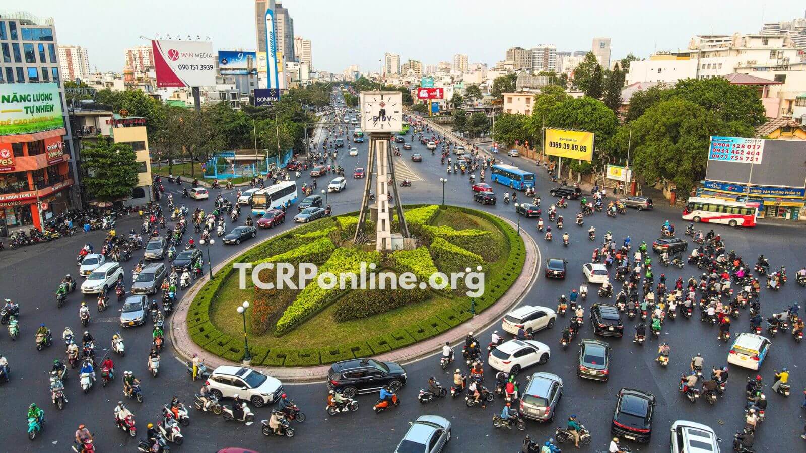 Tự tin điều khiển xe sau khi bổ túc tay lái