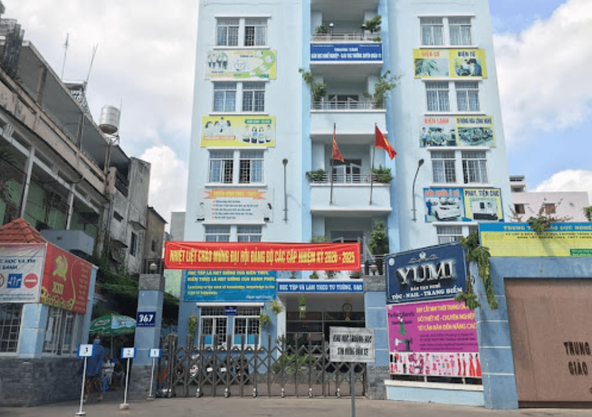 TOP 10+ Đăng Ký Thi Bằng Lái Xe Ô Tô 2025 Tỉ Lệ Đậu Cao 12 Trung Tâm Giáo Dục Nghề Nghiệp - Giáo Dục Thường Xuyên Quận 10 - Đăng Ký Thi Bằng Lái Xe Ô Tô