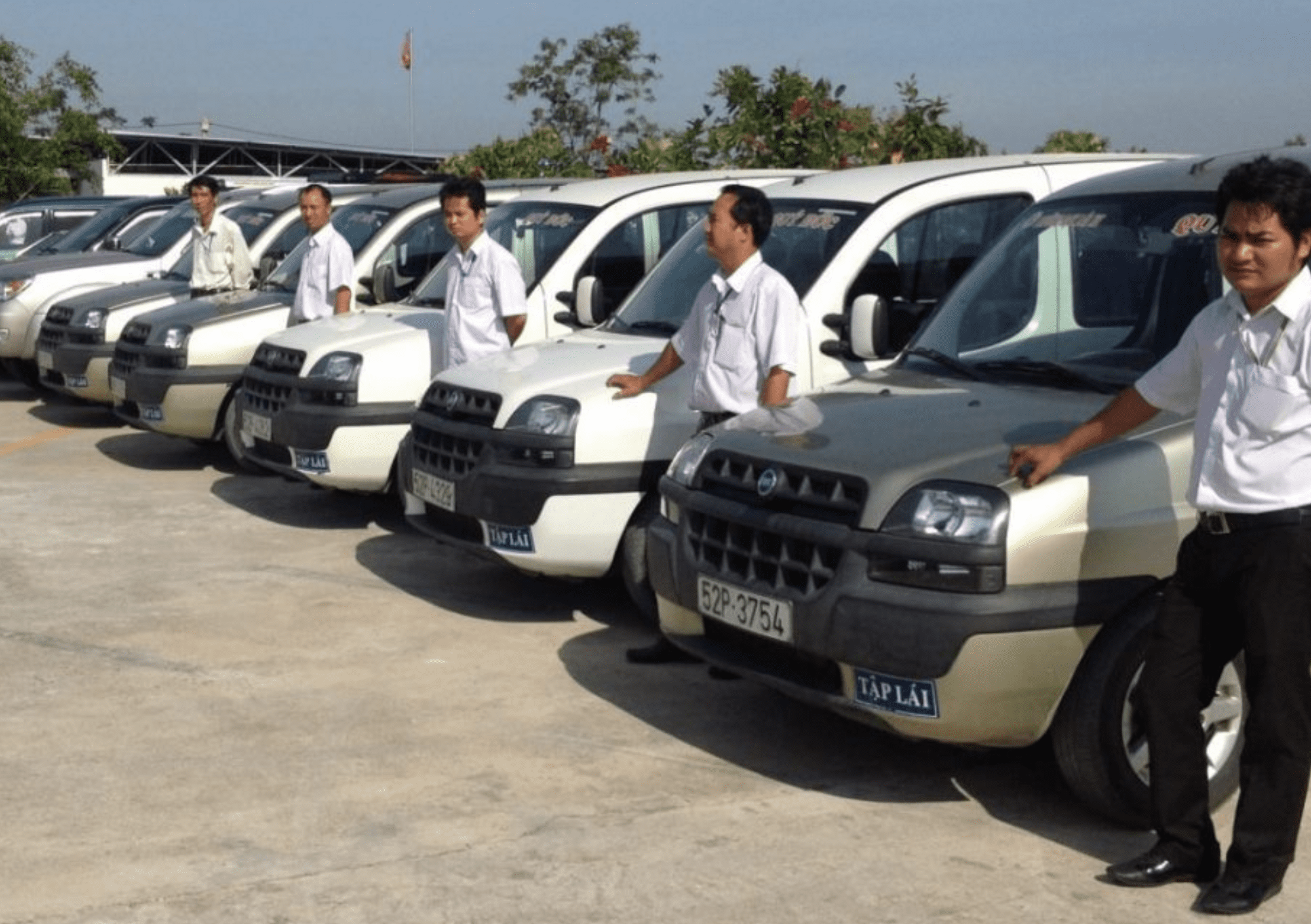 TOP 10+ Học Lái Xe B1 TPHCM 2025 Uy Tín, Dễ Đậu 14 Trung Tâm Giáo Dục Nghề Nghiệp Quý Đức - Học Lái Xe B1 TPHCM