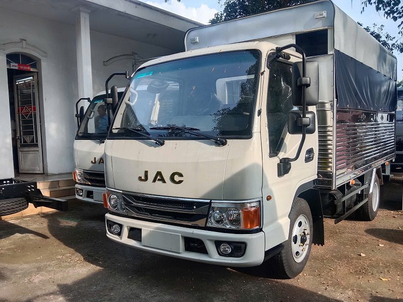 Lái Xe Trên 3.5 tấn-Chi Phí Học Bằng C