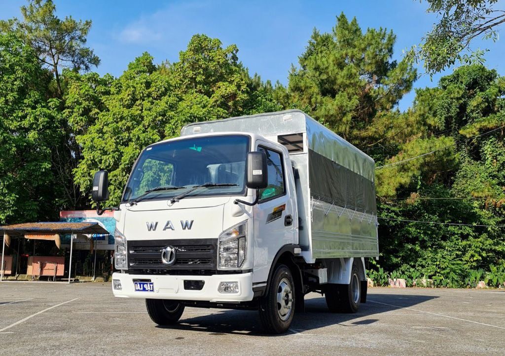 Lái Xe Tải Hạng C1-Chi Phí Học Bằng C1