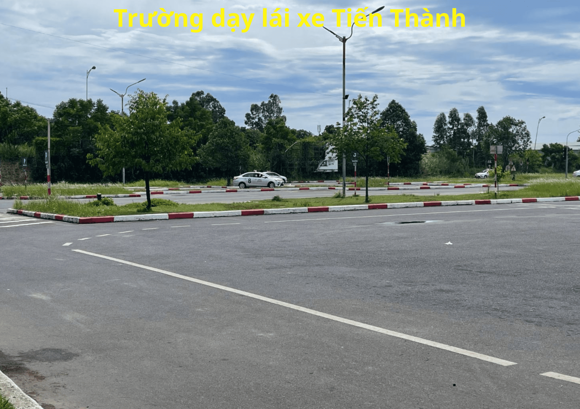 TOP 10+ Học Bằng B Cơ Khí 2025 Chất Lượng Cao 4 Trường dạy lái xe Tiến Thành - Học bằng B cơ khí