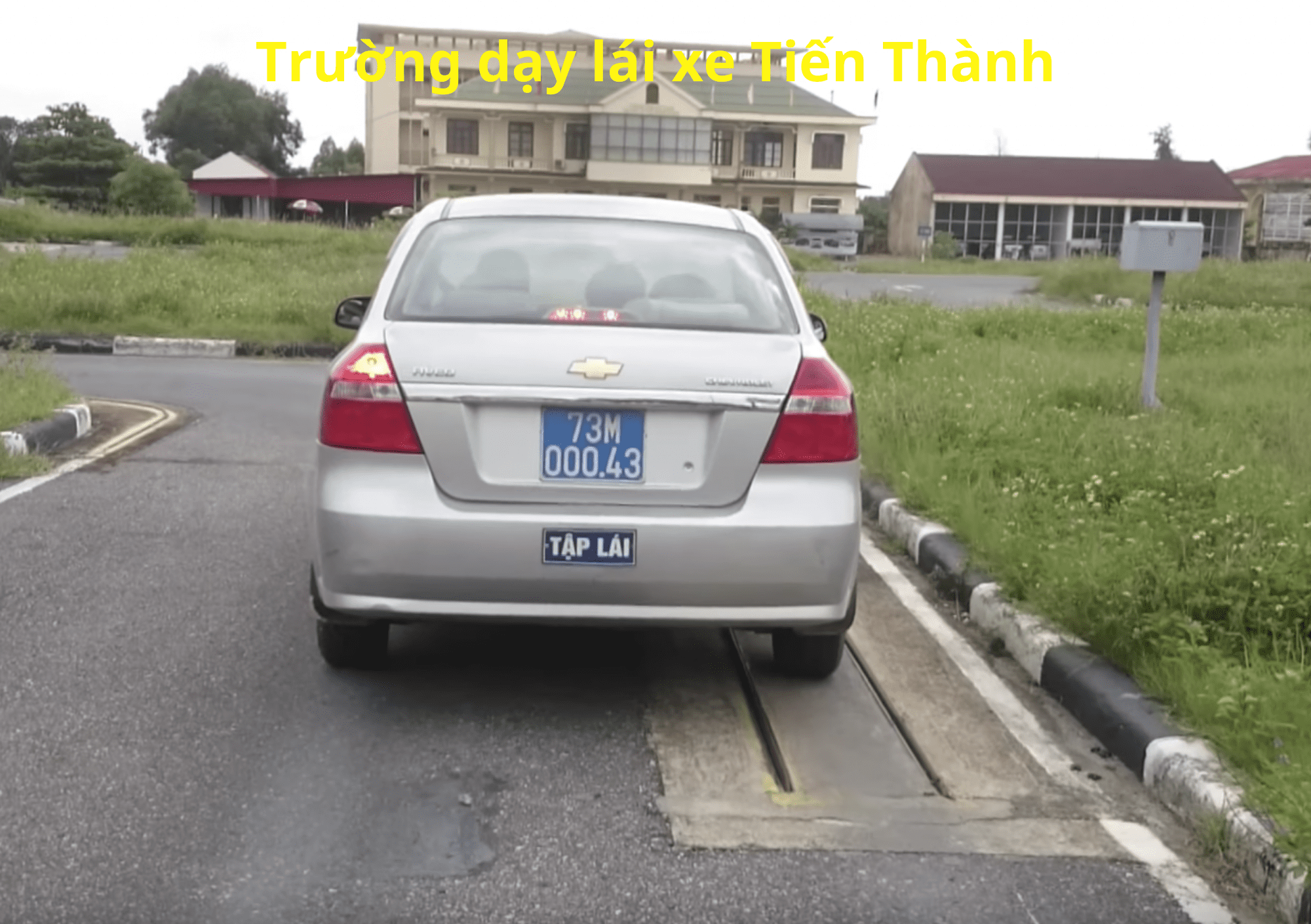 Trường dạy lái xe Tiến Thành - Thi bằng lái A1 TPHCM