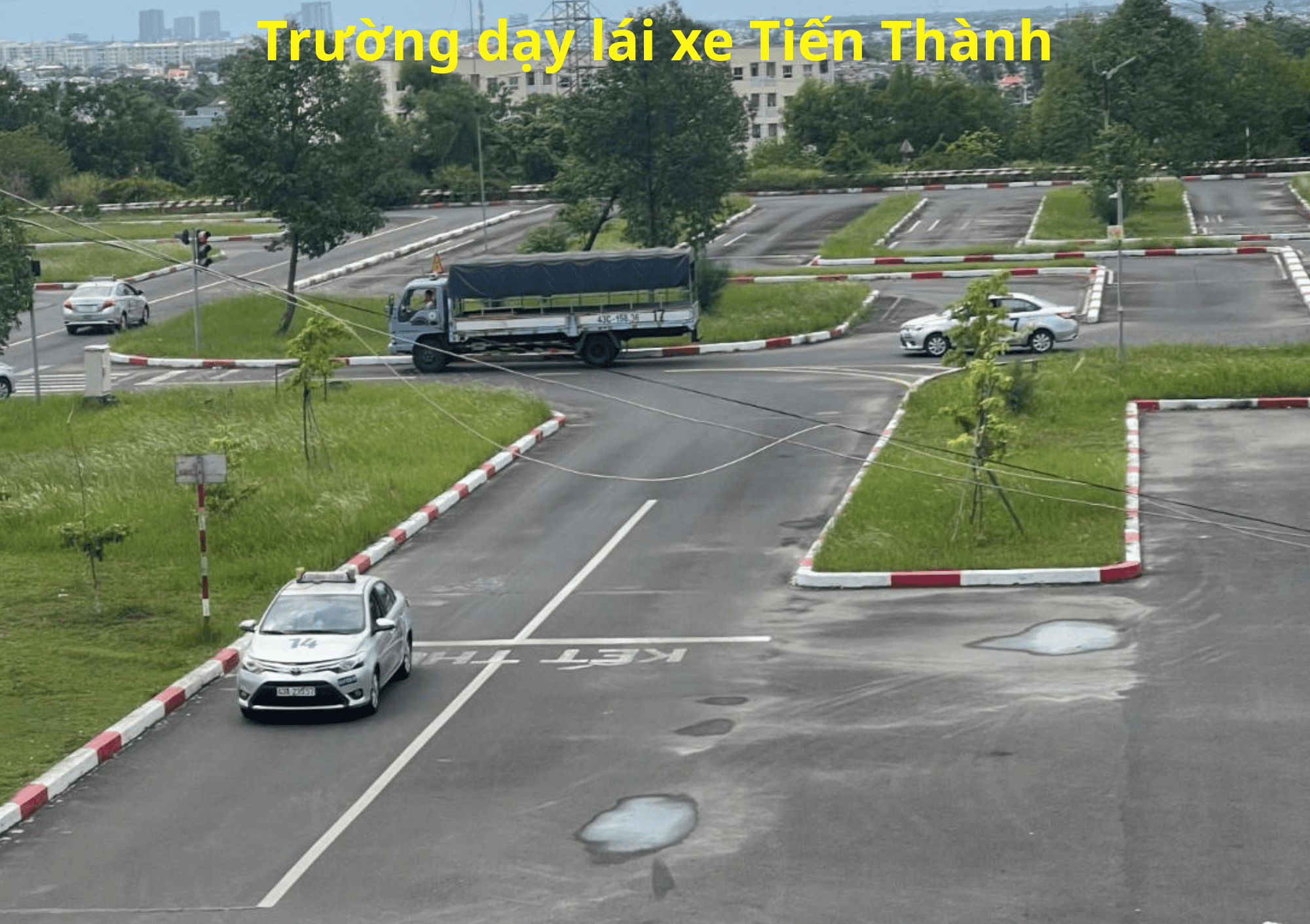 Top 10+ Học Bằng B Số Tự Động 2025 Tỷ Lệ Đậu Cao 4 Trường dạy lái xe Tiến Thành - Học bằng B số tự động