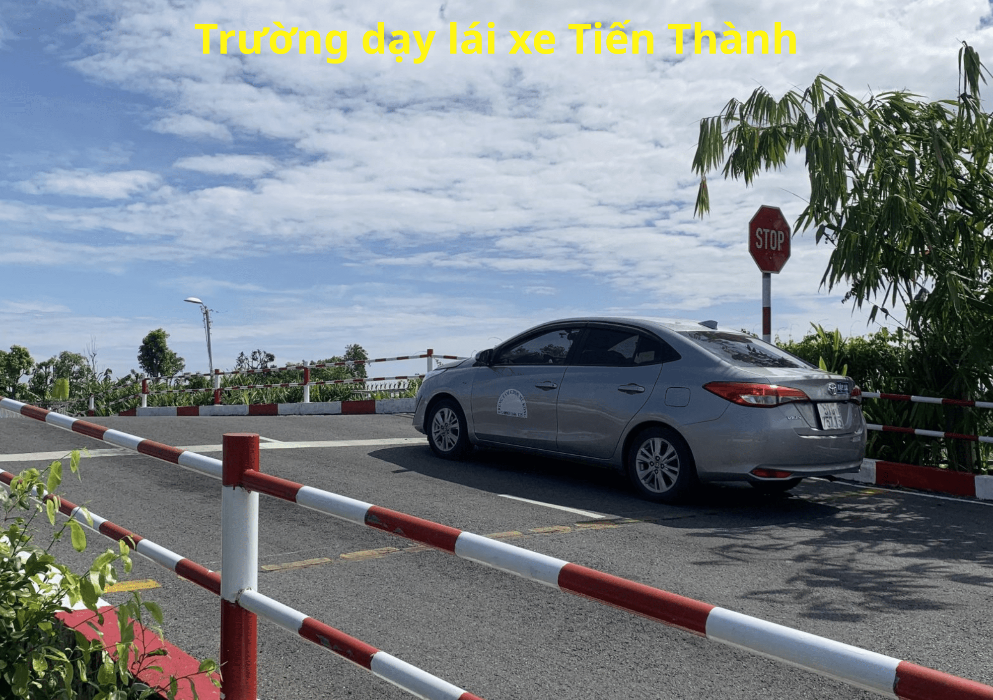 Trường dạy lái xe Tiến Thành - Học bằng lái xe ô tô trả góp