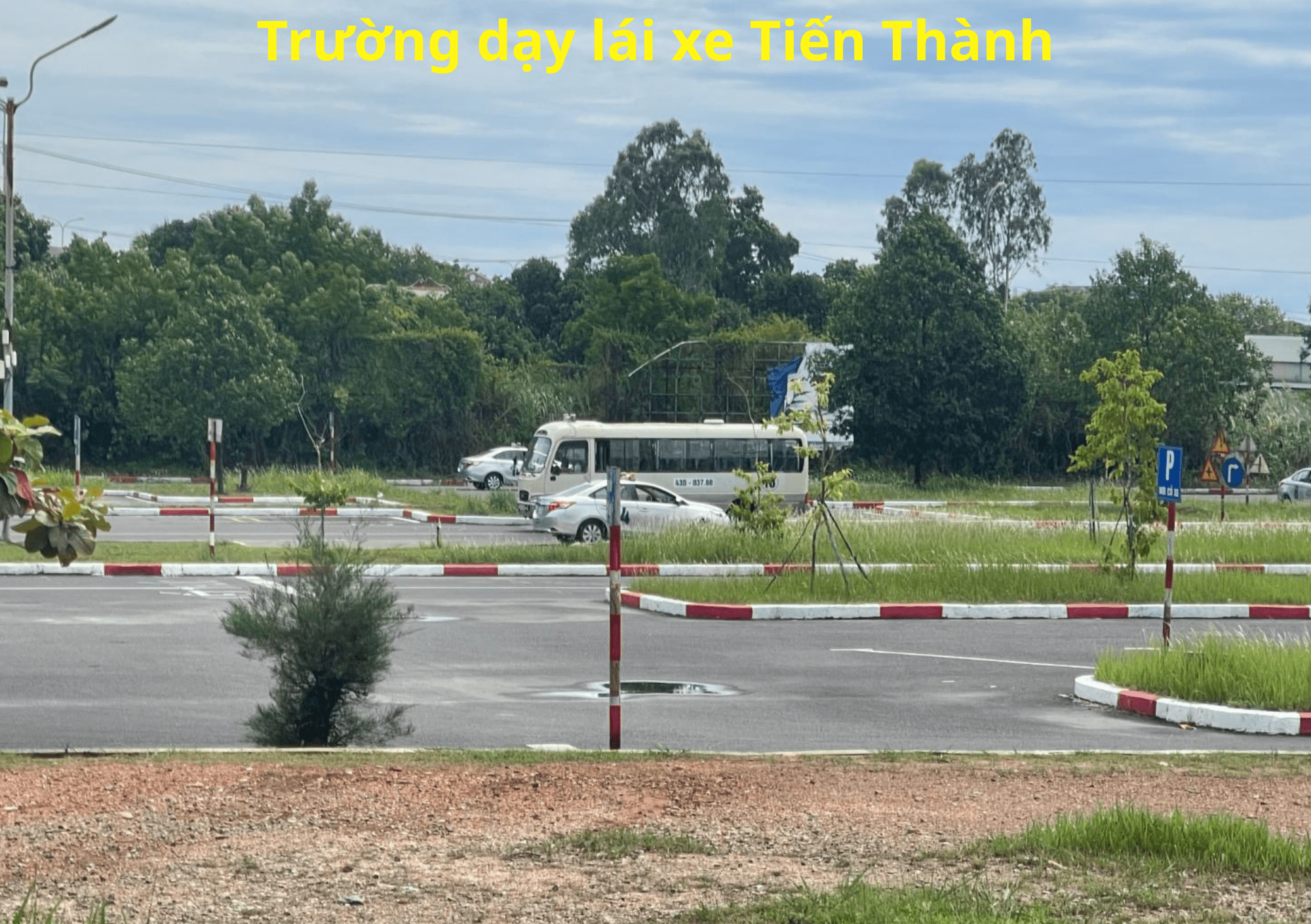 Top 10+ Học Bằng C1 Trả Góp 2025 Lịch Học Linh Hoạt 4 Trường dạy lái xe Tiến Thành - Học bằng C1 trả góp