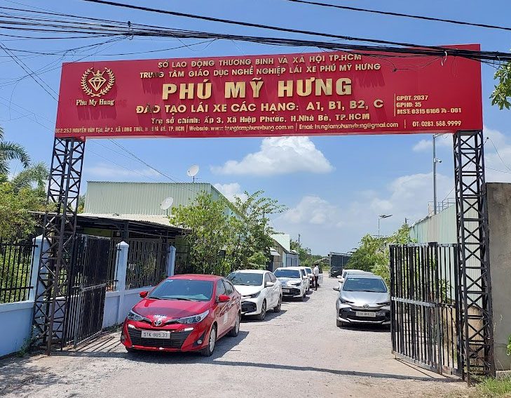 TRUNG TÂM GIÁO DỤC NGHỀ NGHIỆP LÁI XE PHÚ MỸ HƯNG - Học bằng lái A TPHCM